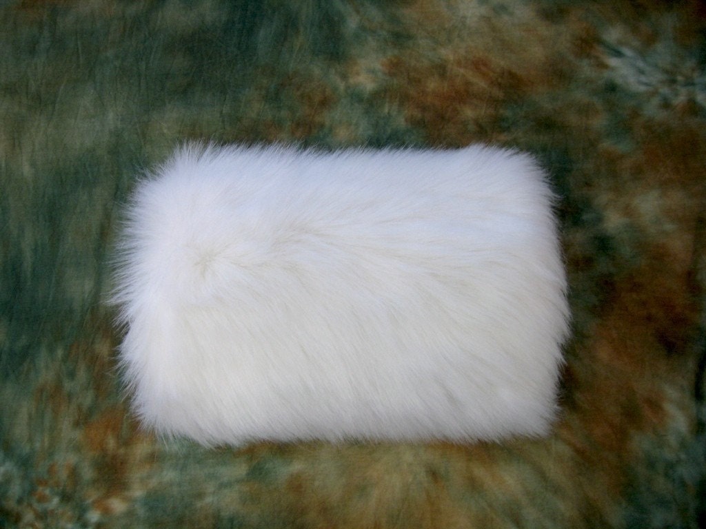 Faux fur muff for winter wedding