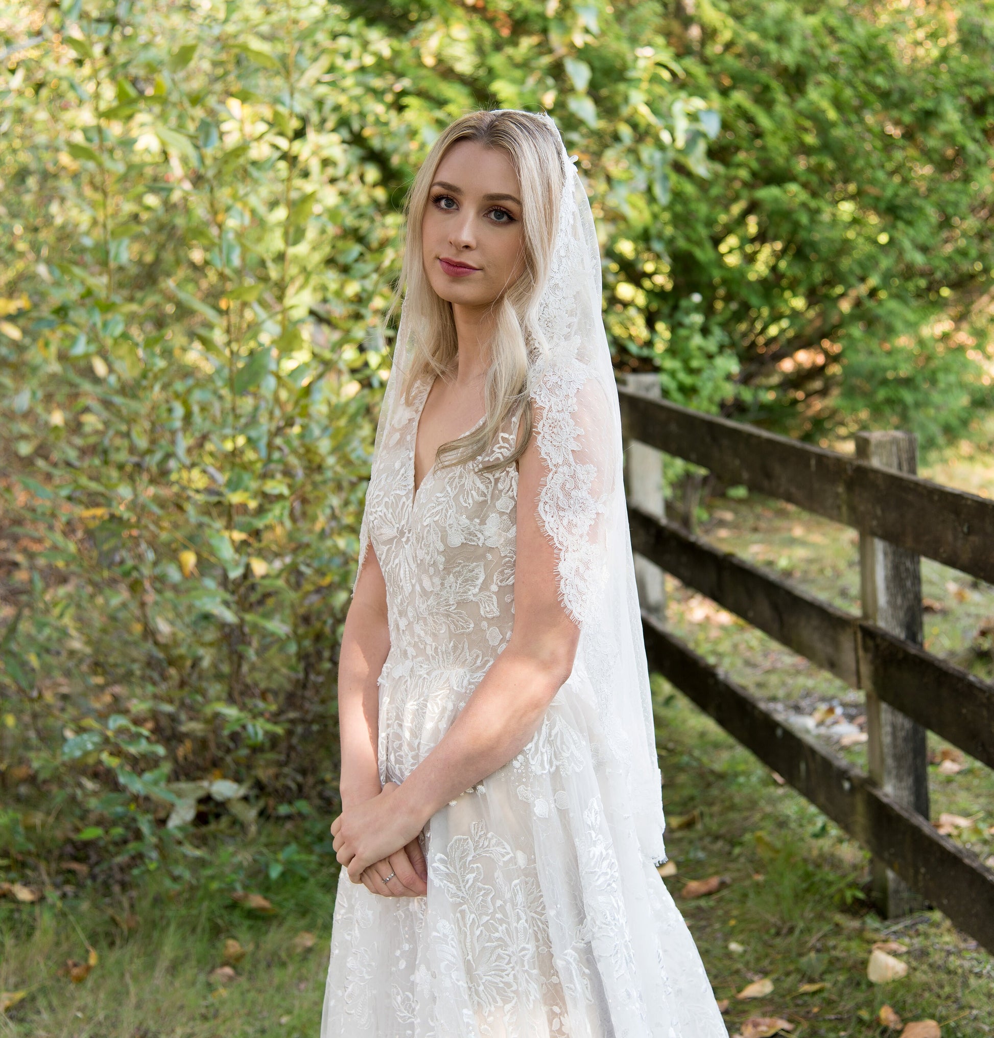 wedding veil, bridal veil, mantilla veil, elbow length veil, alencon lace veil, wedding veil light ivory