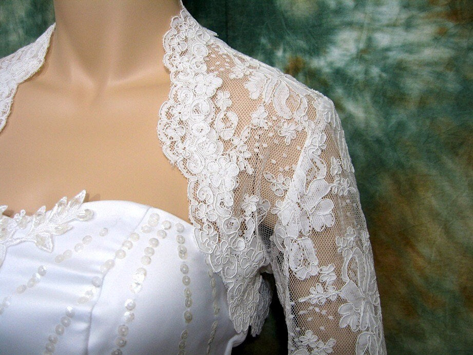 Bridal Bolero Shrug, Ivory Bridal Bolero, Ivory Wedding Bolero, Ivory Wedding Shrug, outlet Winter Wedding Bolero, Ivory Bridal Jacket, Ivory Shrug