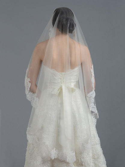 wedding veil, bridal veil, mantilla veil, fingertip length veil, alencon lace veil, wedding veil ivory, wedding veil elbow