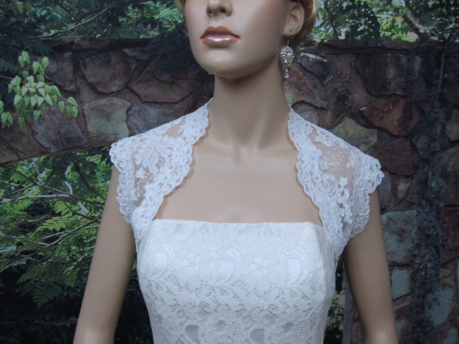 lace bolero, lace shrug, wedding bolero, white bolero, bridal shrug, wedding jacket, bolero jacket, bridal bolero, bridal jacket