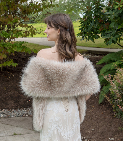 Blush beige faux fur shawl, bridal faux fur wrap, faux fur stole, wedding cape, faux fur shrug B005-blush