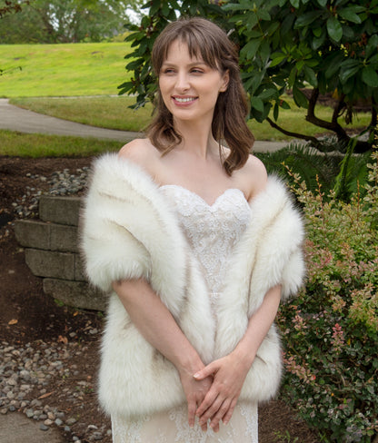 Ivory faux fur shawl with brown tips faux fur wrap faux fur stole wedding shrug bridal shrug faux fur cape B005-Ivory