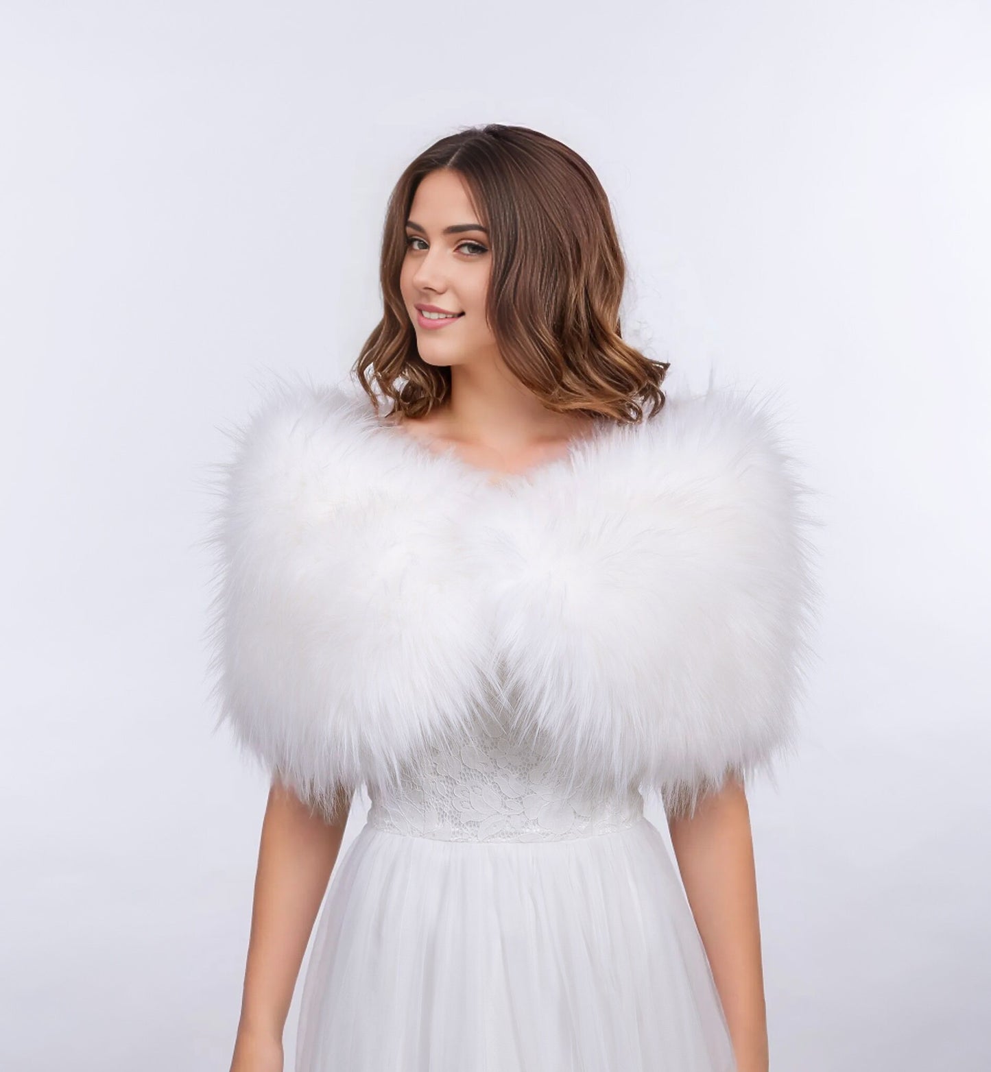 White faux fur bridal wrap, wedding faux fur shawl, faux fur bridal stole, faux fur cape B012-white